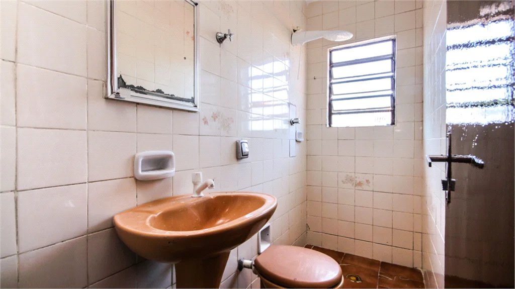 Casa à venda com 4 quartos em Vila Hamburguesa, São Paulo, SP
