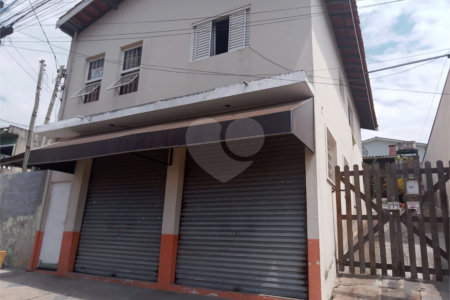 Casa à venda com 2 quartos, sendo 1 suíte, no Centro, Bom Jesus dos Perdões, SP