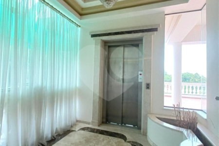 Casa à venda com 6 suítes no condomínio Portal da Raposo, Sorocaba - SP