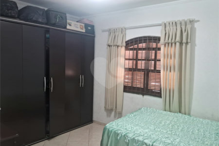 Casa à venda com 3 quartos, sendo 2 suítes, em Jardim Míriam, Suzano, SP