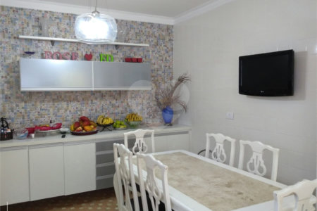 Casa à venda com 3 quartos, sendo 1 suíte, em Jardim da Saúde, São Paulo, SP