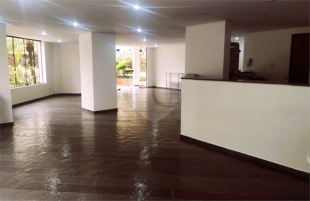 Apartamento à venda com 3 quartos, sendo 1 suíte, em Real Parque, São Paulo, SP