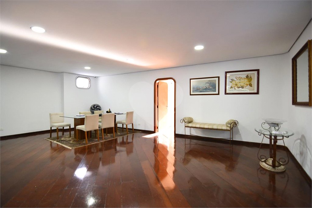 Apartamento à venda com 4 quartos, sendo 2 suítes,  em Brooklin Paulista, São Paulo, SP