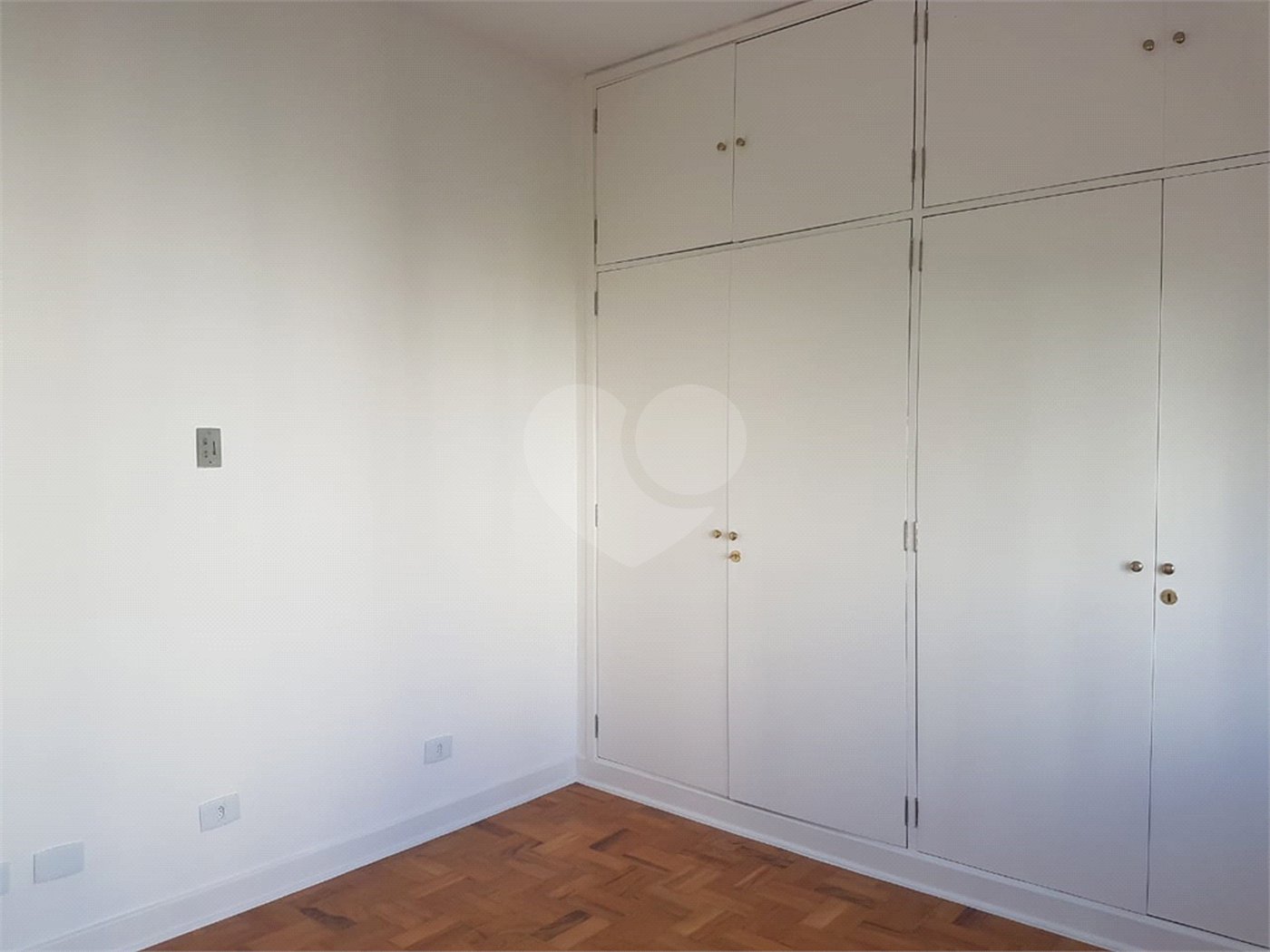 Apartamento à venda com 3 quartos, sendo 1 suíte, em Jardim Paulista, São Paulo, SP