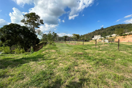Casa à venda com 3 quartos, sendo 1 suíte, em Jardim Guaçu, São Roque, SP