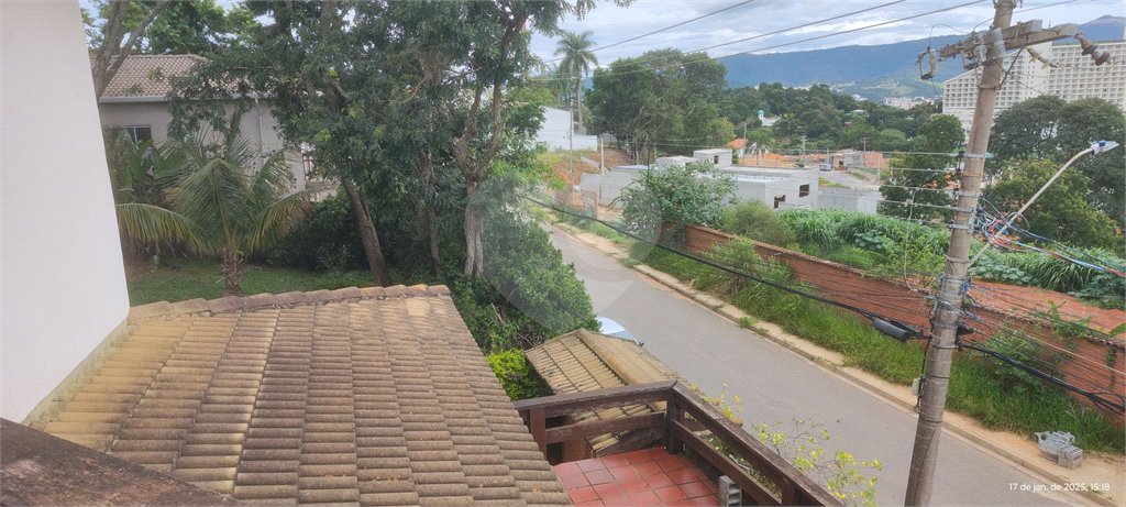 Chácara à venda com 4 quartos, sendo 3 suítes, em Campos de Atibaia, Atibaia, SP