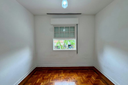 CASA AMPLA COM QUINTAL  150m² - 1.799.000,00 - Aparecida - Santos/SP