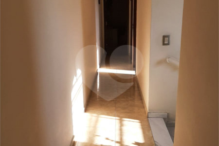 Sobrado à venda com 4 quartos, sendo 2 suítes, em Jardim Ester, São Paulo, SP