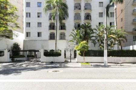 Apartamento à venda com 2 quartos, sendo 1 suíte,  em Jardim Paulista, São Paulo, SP