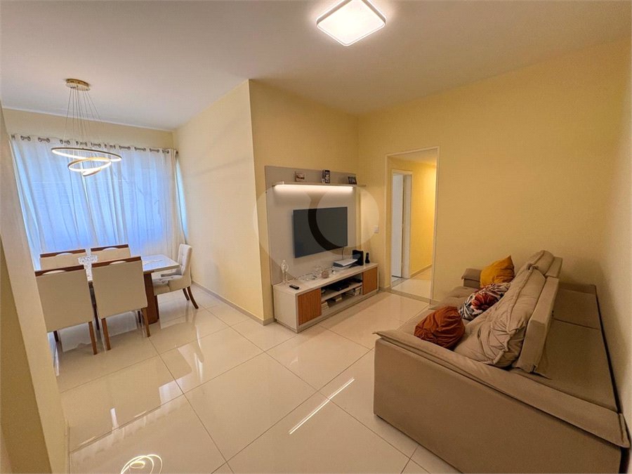 Apartamento à venda com 3 quartos, sendo 1 suíte,  em Lagoa, Rio de Janeiro, RJ
