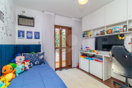 Sobrado à venda com 3 quartos, sendo 1 suíte, em Jardim Prudência, São Paulo, SP