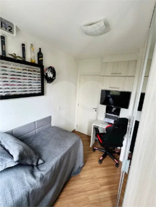 Apartamento à venda na Vila Augusta, em Guarulhos, com 55 m² de área privativa, 2 dormitórios, 1 banheiro e 1 vaga de garagem.