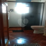 Sobrado de 120m² com dois dormitórios, vaga de garagem, churrasqueira no Alto do Ipiranga