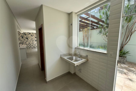 Casa a venda no Damha II
