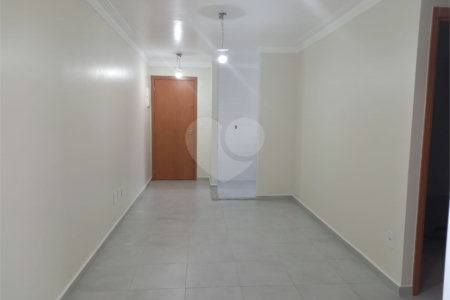 Apartamento Térreo – Condomínio Monte Pinheiros