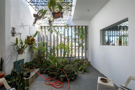 Casa à venda com 4 suítes em Jardim Londrina, São Paulo, SP