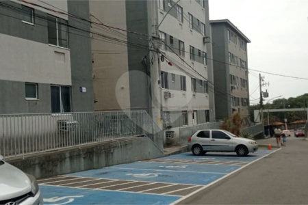Apartamento à venda ou para alugar com 2 quartos em Santa Cruz, Rio de Janeiro, RJ