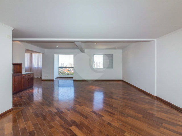 Duplex à venda com 1 quarto, sendo 3 suítes,  em Vila Paulicéia, São Paulo, SP
