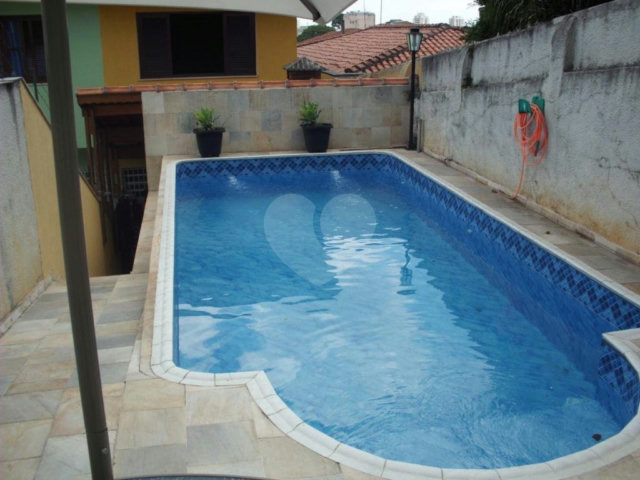 Sobrado à venda com 3 quartos, sendo 1 suíte,  em Vila Mazzei, São Paulo, SP