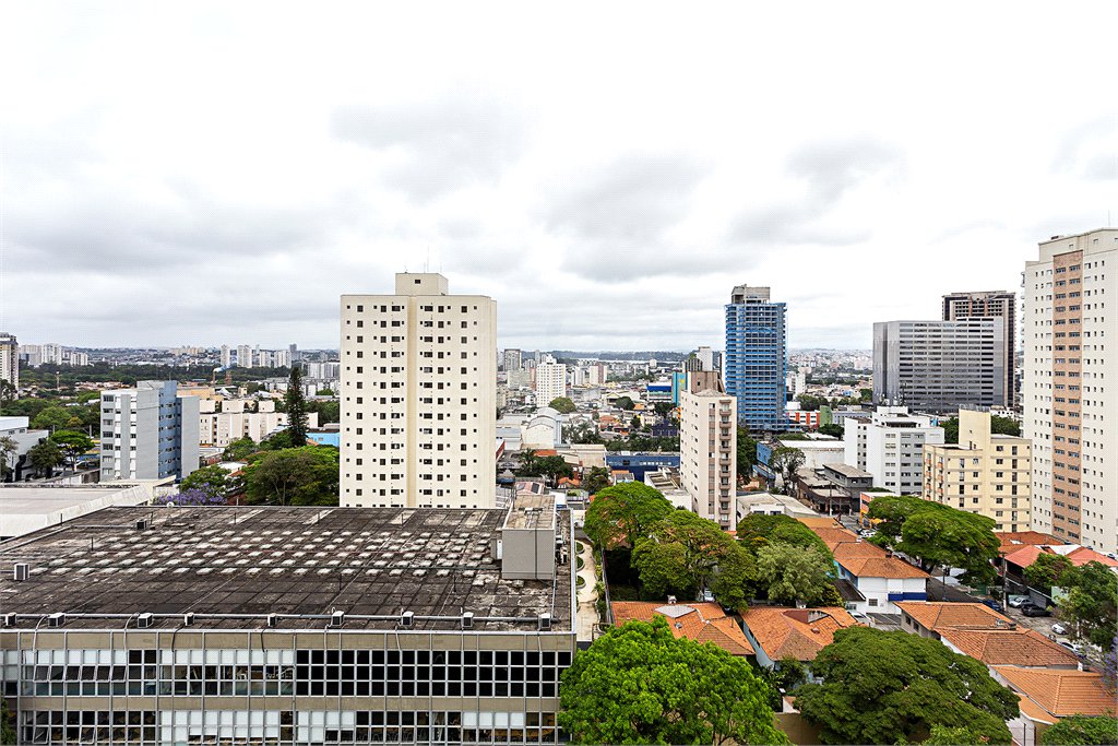Apartamento à venda com 3 quartos, sendo 1 suíte, em Alto da Boa Vista, São Paulo, SP