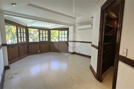 Casa em condomínio à venda com 5 quartos, sendo 3 suítes, em Barra da Tijuca, Rio de Janeiro, RJ