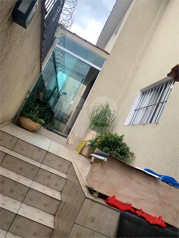 Sobrado à venda com 4 quartos, sendo 1 suíte, em Horto, São Paulo, SP