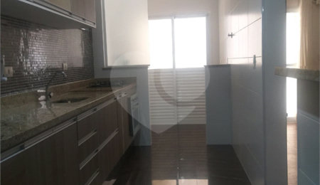Apartamento à venda com 2 suítes em Guilhermina, Praia Grande, SP