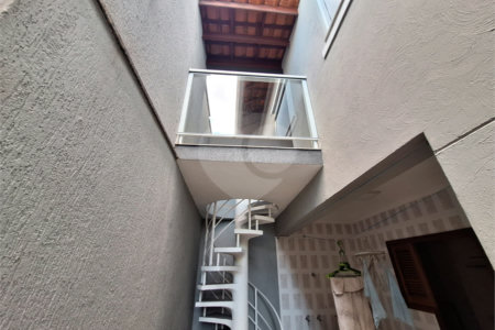 Sobrado à venda com 3 quartos, sendo 1 suíte, em Parque Vitória, São Paulo, SP