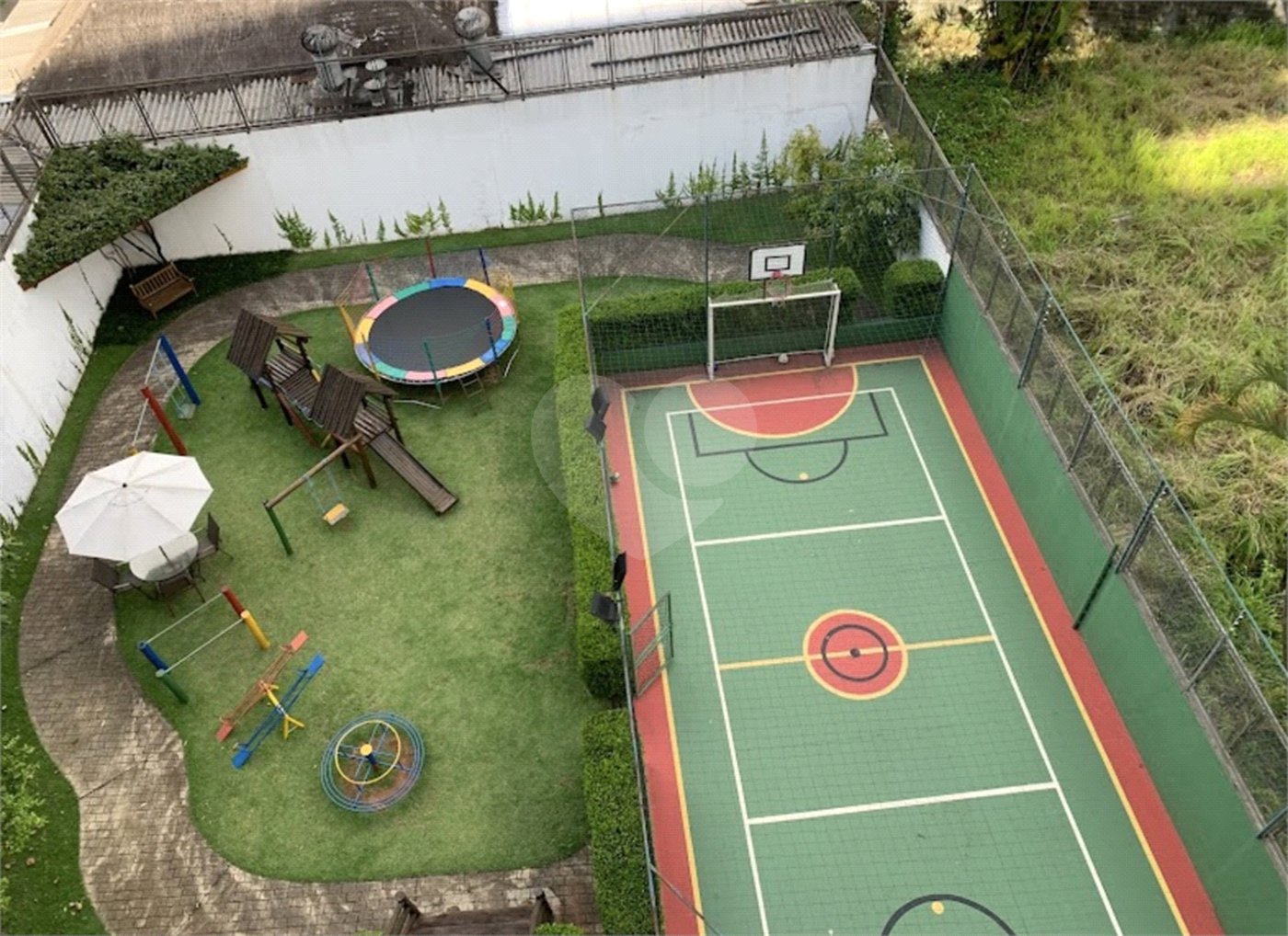 Cobertura à venda com 3 quartos, sendo 1 suíte, em Vila Suzana, São Paulo, SP