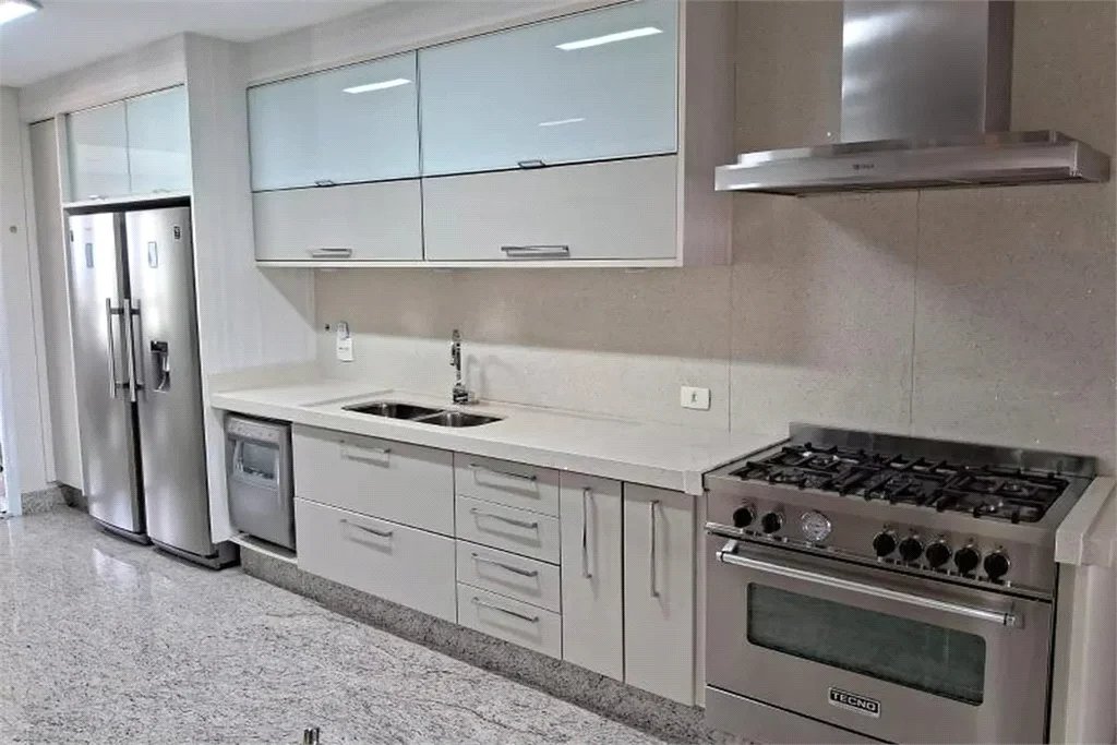 Apartamento à venda com 4 suítes em Vila Andrade, São Paulo, SP