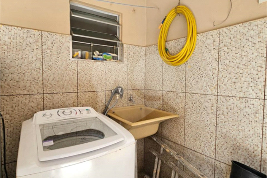 Sobrado à venda com 3 quartos em Vila Sabrina, São Paulo, SP