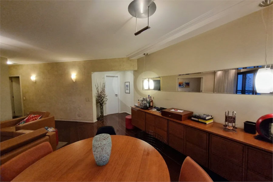 Apartamento à venda com 3 suítes em Santana, São Paulo, SP