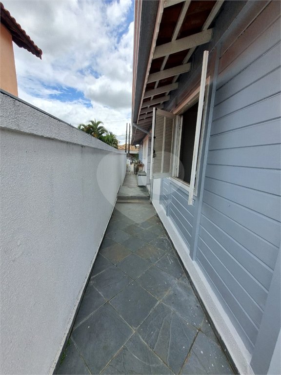 Casa à venda com 4 quartos, sendo 1 suíte, no condomínio Parque Ibiti do Paço, Sorocaba - SP