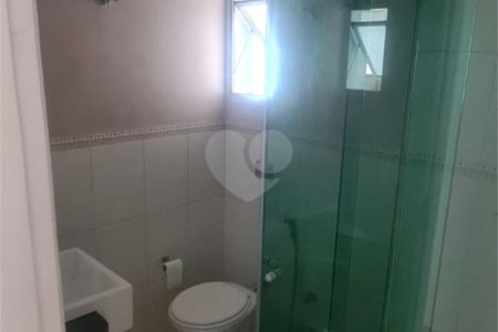 Apartamento à venda com 3 quartos, sendo 1 suíte,  em Vila Gustavo, São Paulo, SP