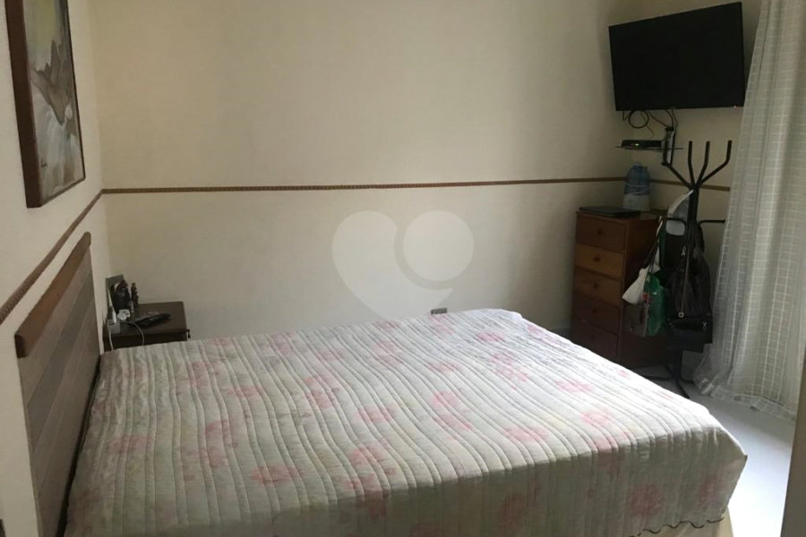 Casa Térrea à venda com 3 quartos, sendo 2 suítes, em Horto Florestal, São Paulo, SP