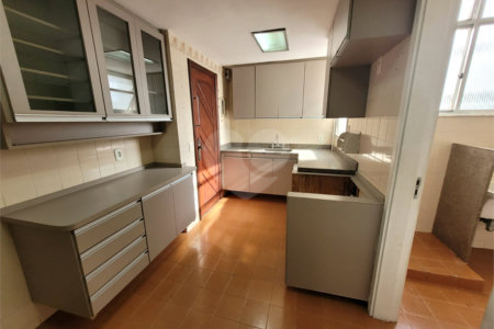Apartamento à venda com 3 quartos, sendo 1 suíte,  em Tijuca, Rio de Janeiro, RJ