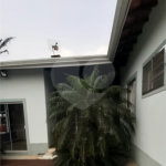Casa à venda com 5 quartos, sendo 1 suíte, no Centro, Bom Jesus dos Perdões, SP