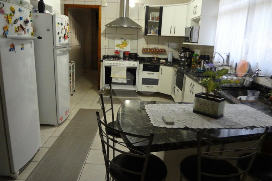 Sobrado à venda com 3 quartos, sendo 1 suíte,  em Horto, São Paulo, SP