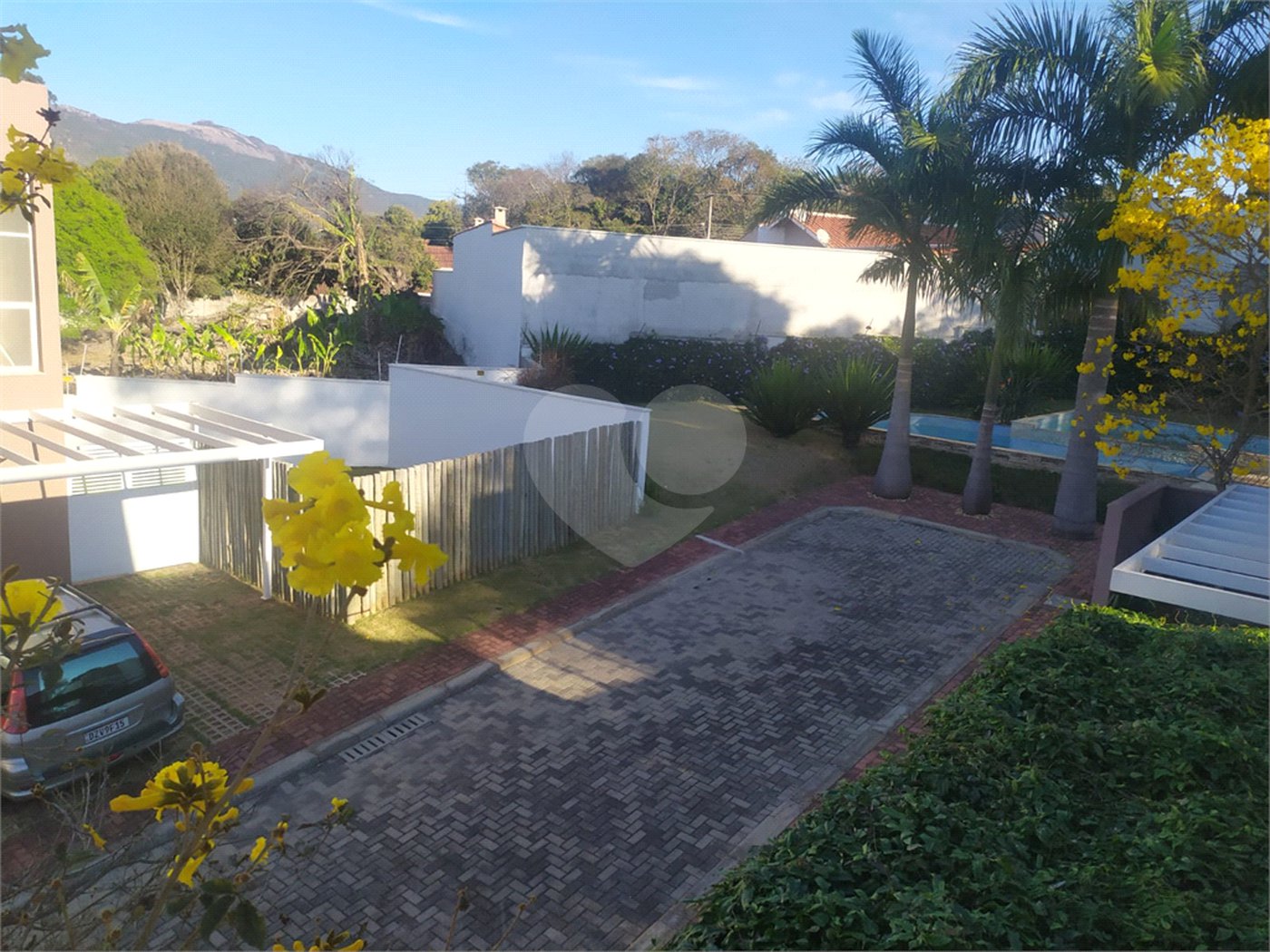 Sobrado à venda com 3 quartos, sendo 1 suíte, em Jardim do Lago, Atibaia, SP