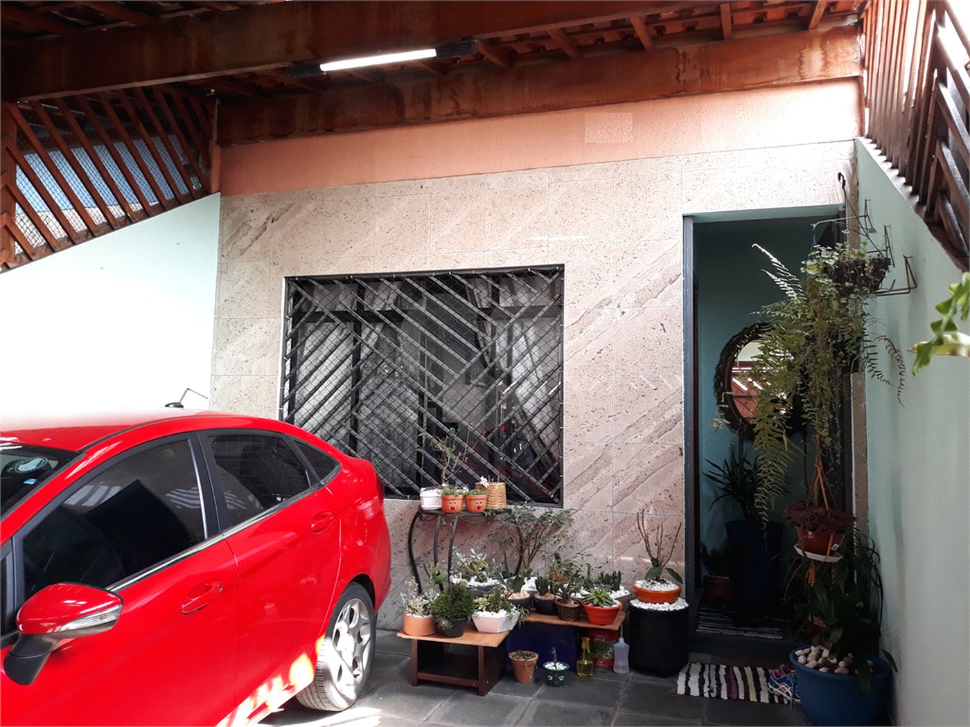 Sobrado à venda com 3 quartos, sendo 1 suíte,  em Jardim Oriental, São Paulo, SP