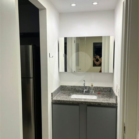 Apartamento à venda com 1 quarto em Moema, São Paulo, SP