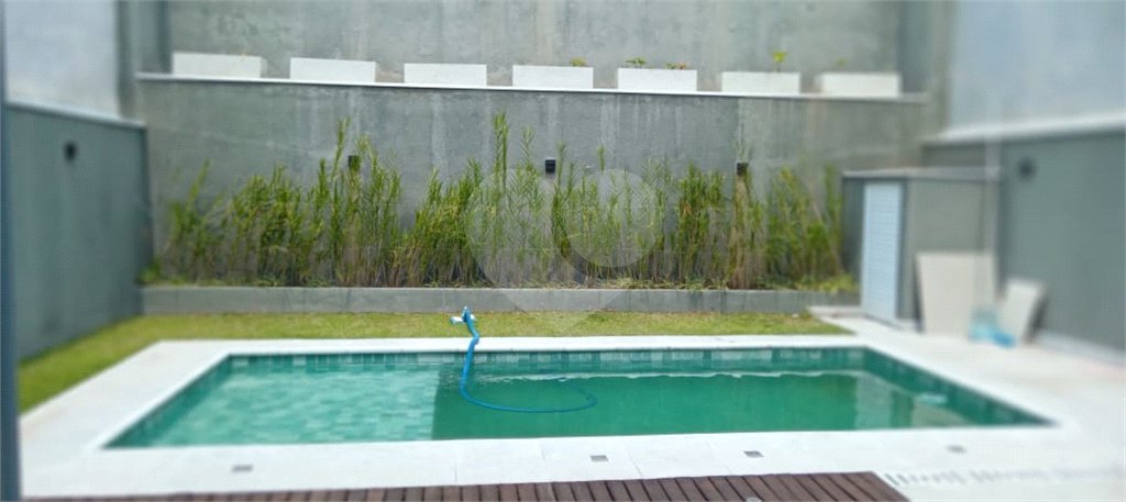 Casa à venda com 3 suítes no condomínio Mosaico da Serra, Mogi das Cruzes - SP