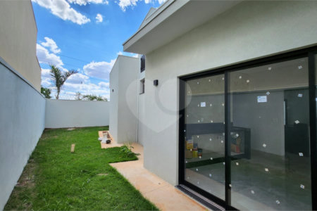 Casa à venda com 3 quartos, sendo 1 suíte, em Parque Atlanta, Araraquara, SP