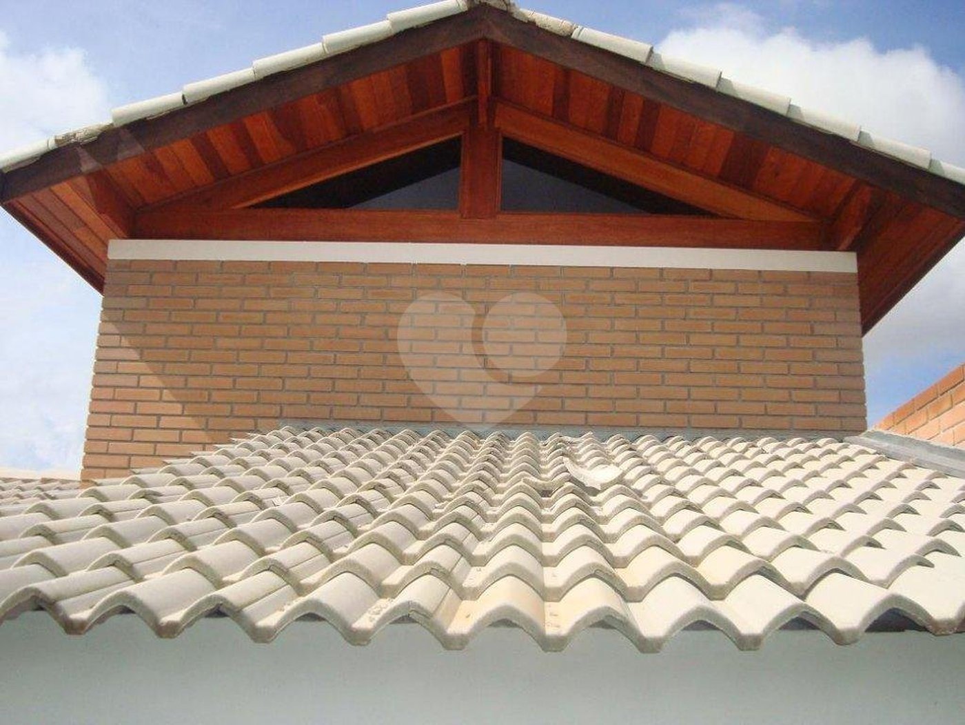 Casa à venda com 4 quartos, sendo 3 suítes, em Recreio Campo Verde, Ibiúna, SP