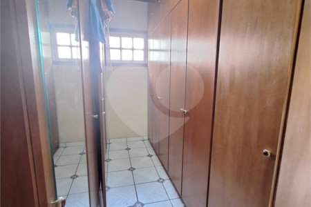 Casa para alugar com 3 quartos, sendo 1 suíte,  no condomínio Estância Marambaia, Vinhedo - SP