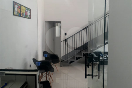 Sobrado à venda com 2 quartos, sendo 1 suíte, em Alto da Lapa, São Paulo, SP