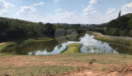 Terreno à venda no condomínio Portal Lamis I, Atibaia - SP