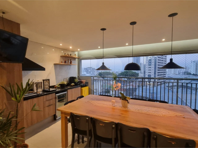 Apartamento à venda com 4 quartos, sendo 2 suítes,  em Mooca, São Paulo, SP