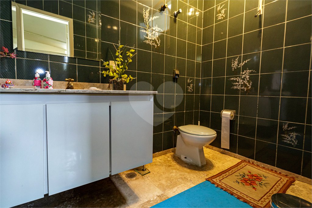 Casa de Vila para alugar com 4 quartos, sendo 1 suíte, em Granja Julieta, São Paulo, SP