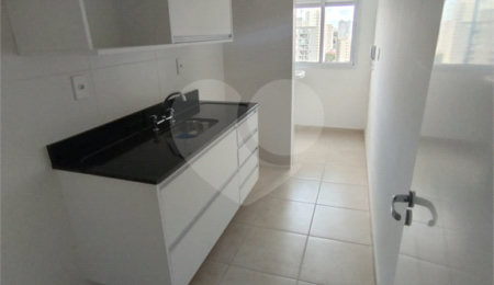 Apartamento à venda com 2 quartos, sendo 1 suíte,  em Vila Andrade, São Paulo, SP